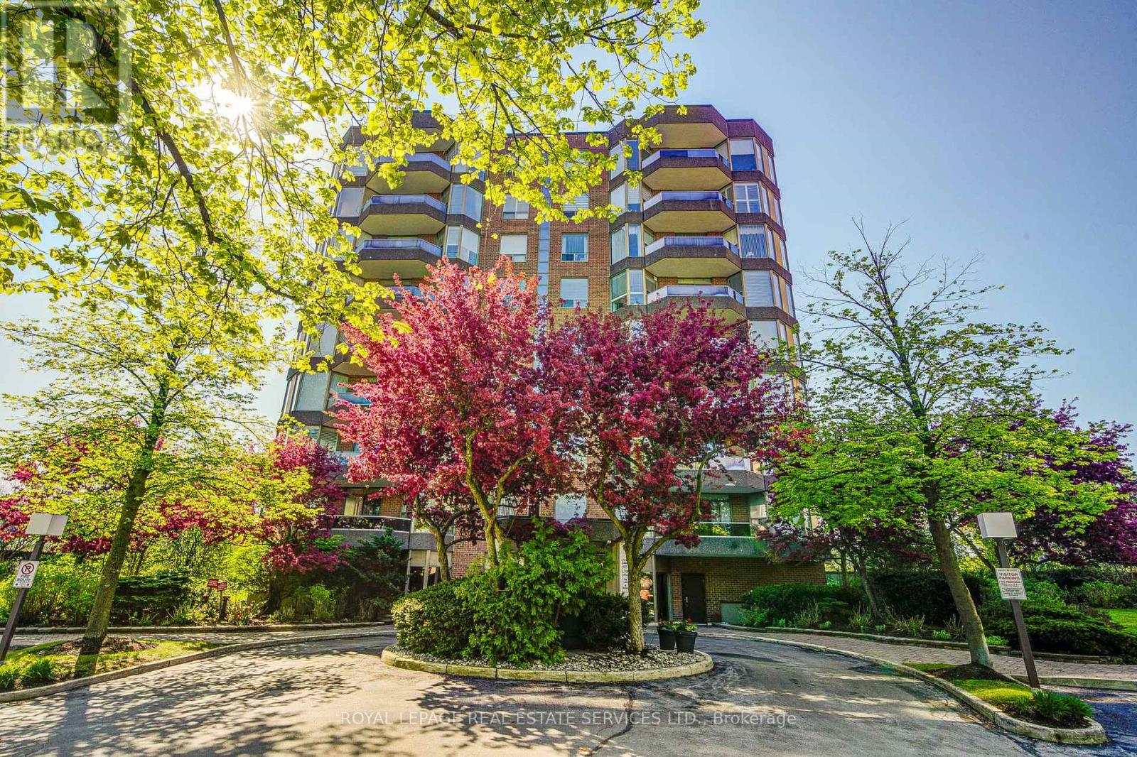 803 - 1903 Pilgrims Way, Oakville, Ontario  L6M 2X1 - Photo 1 - W13155294