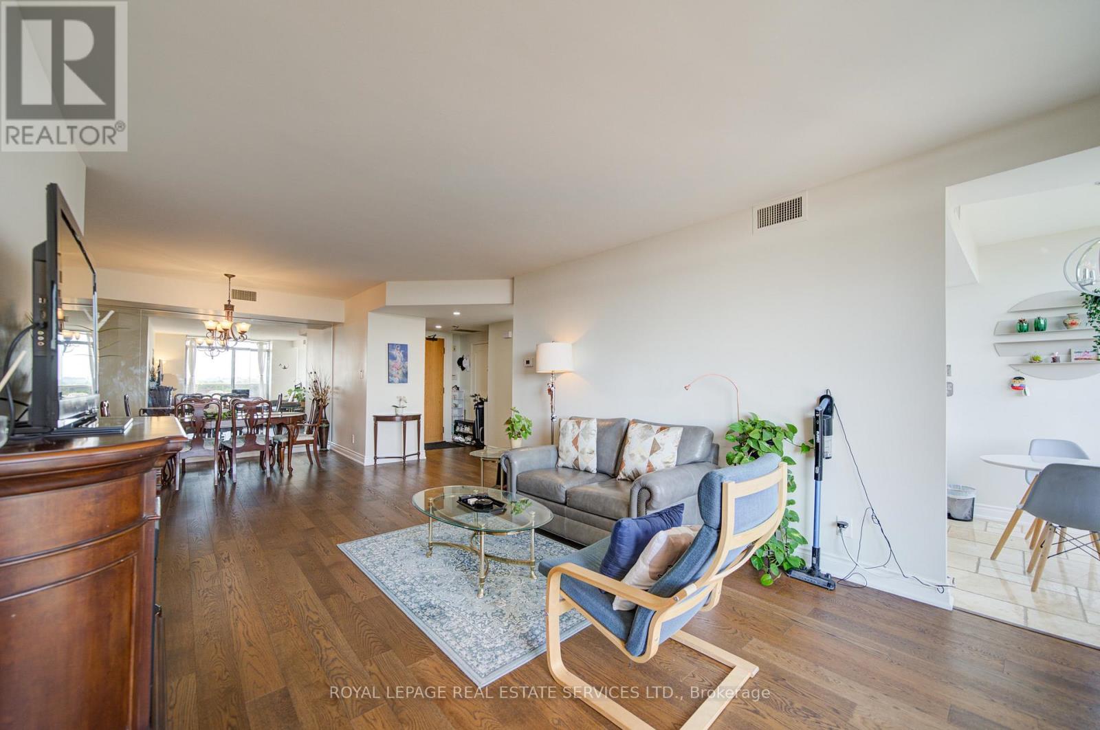 803 - 1903 Pilgrims Way, Oakville, Ontario  L6M 2X1 - Photo 9 - W13155294