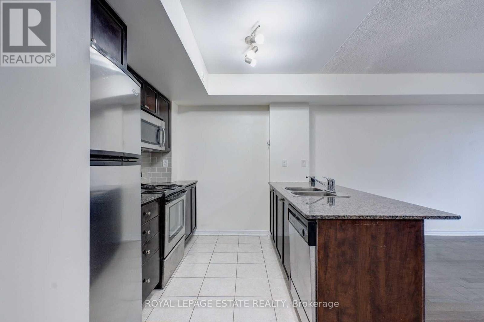 123 - 20 Elsie Lane, Toronto, Ontario M6P 3N9 - Photo 5 - W13155306