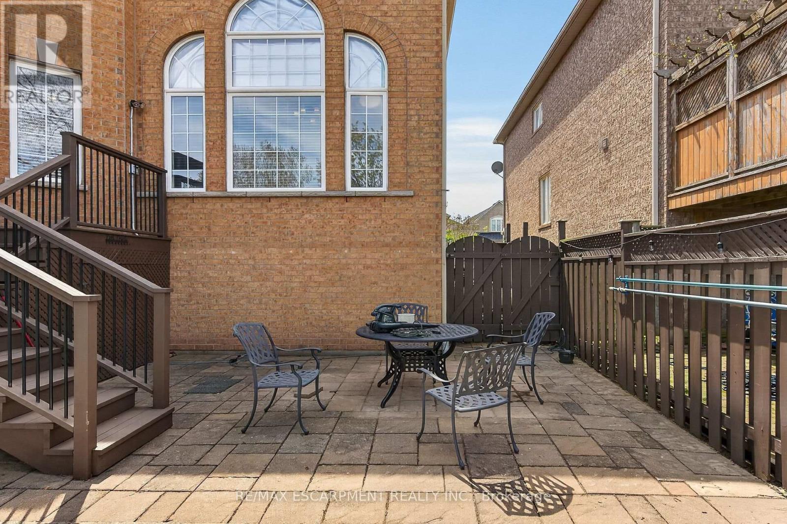 2431 Castlebrook Road, Oakville, Ontario  L6M 4Z2 - Photo 45 - W13155308