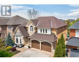 2431 CASTLEBROOK ROAD, Oakville, Ontario