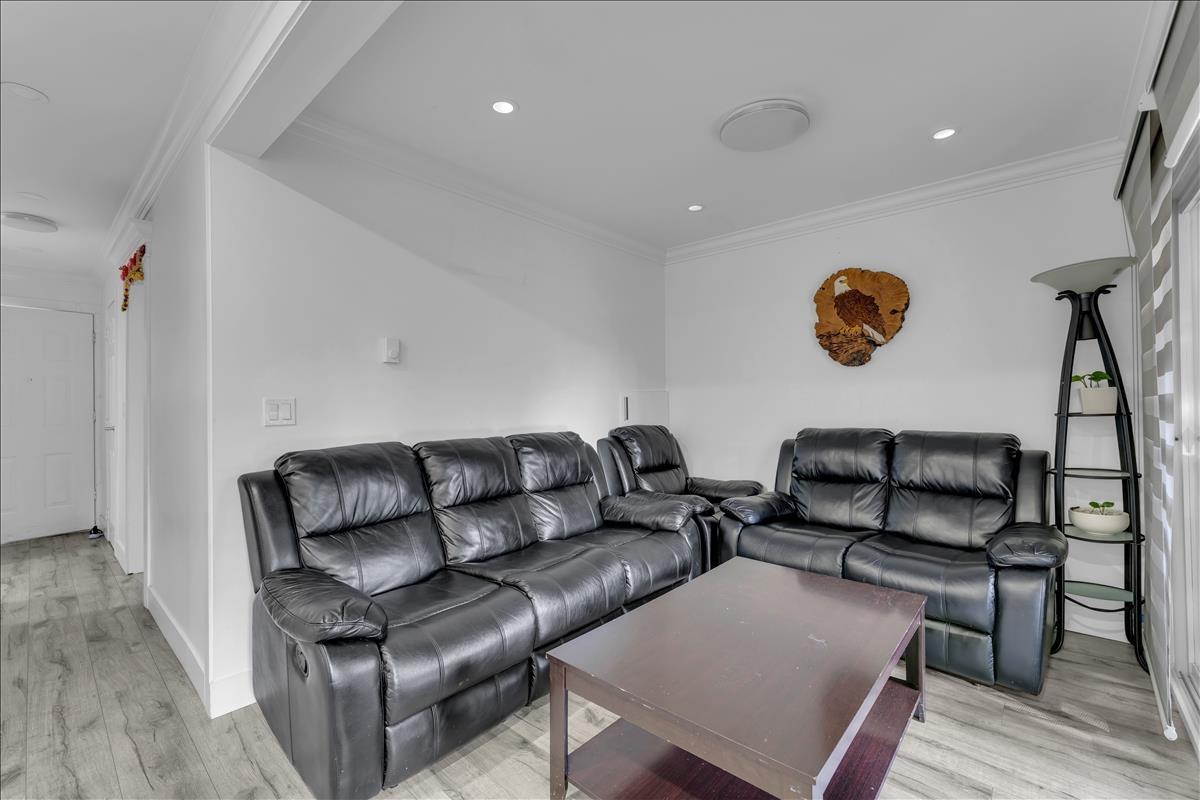 23 3075 Trethewey Street, Abbotsford, British Columbia  V2T 3R4 - Photo 11 - R3126010