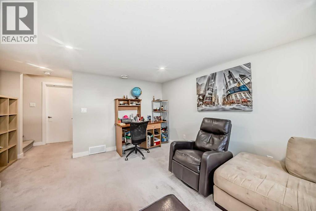 1208 Sage Meadows Gardens NW, Calgary, Alberta  T3P 1K3 - Photo 36 - A2305702