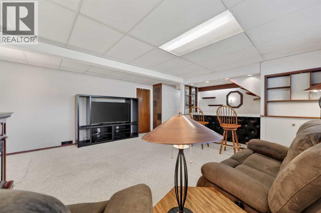3139 Oakwood Drive SW, Calgary, Alberta  T2V 0K2 - Photo 25 - A2311984
