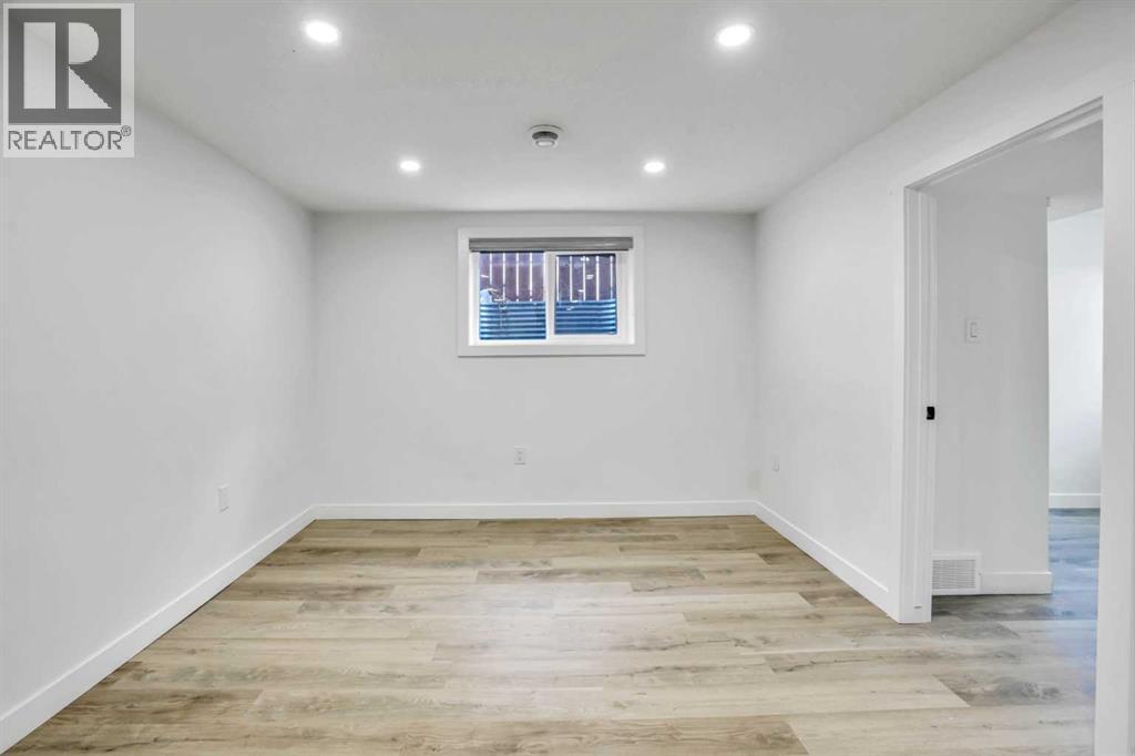2608 42 Street SE, Calgary, Alberta  T2B 1G7 - Photo 21 - A2312270