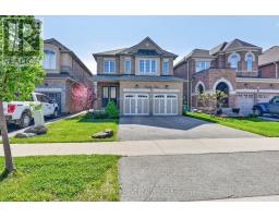 82 CHAUMONT DRIVE, Hamilton, Ontario