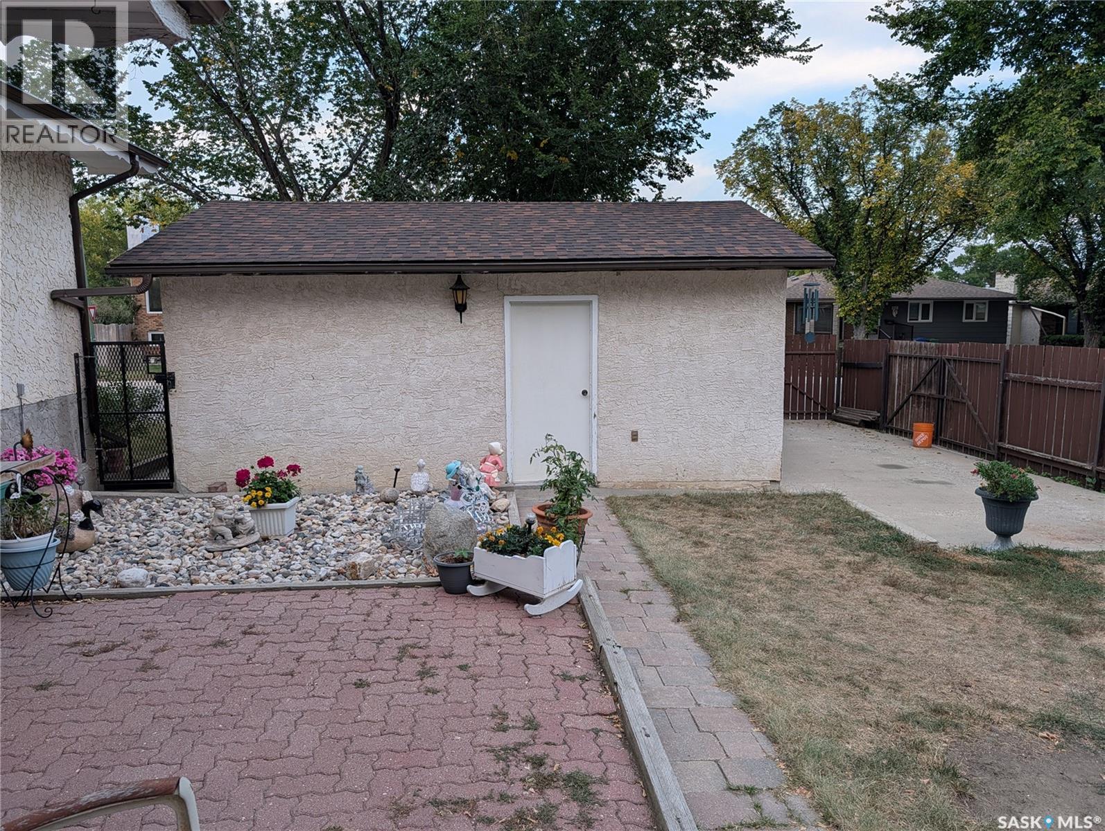 215 Dalgliesh Drive, Regina, Saskatchewan  S4R 7Z6 - Photo 23 - SK036320