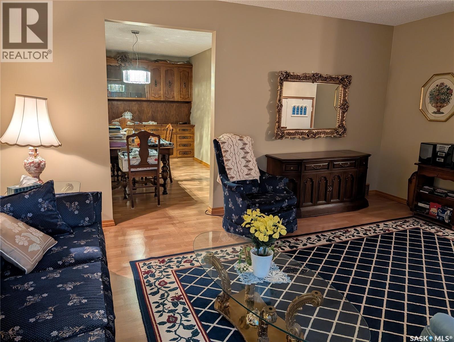 215 Dalgliesh Drive, Regina, Saskatchewan  S4R 7Z6 - Photo 5 - SK036320