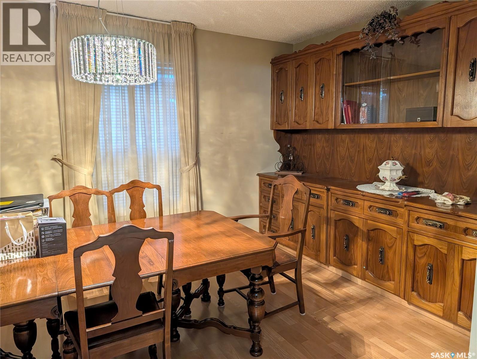 215 Dalgliesh Drive, Regina, Saskatchewan  S4R 7Z6 - Photo 8 - SK036320