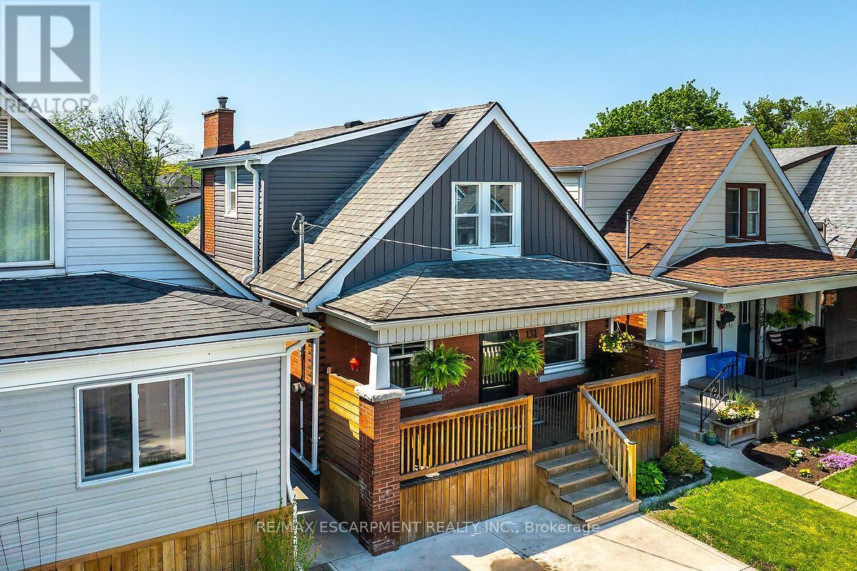 131 Garside Avenue N, Hamilton (Homeside), Ontario  L8H 4W5 - Photo 1 - X13155322