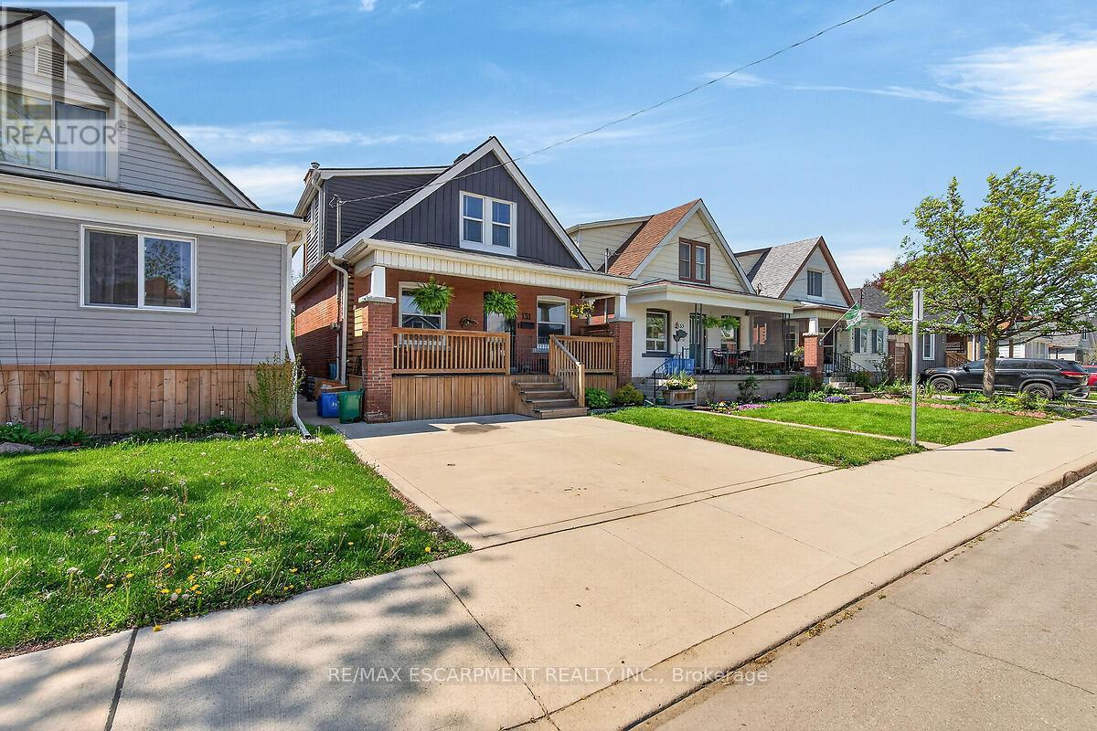 131 Garside Avenue N, Hamilton (Homeside), Ontario  L8H 4W5 - Photo 5 - X13155322