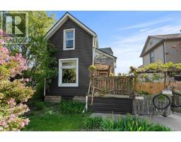 552 PARENT, Windsor, Ontario