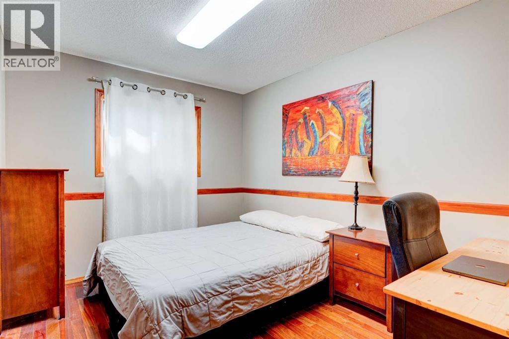 210 Hawkville Close NW, Calgary, Alberta  T3G 3N6 - Photo 19 - A2311727