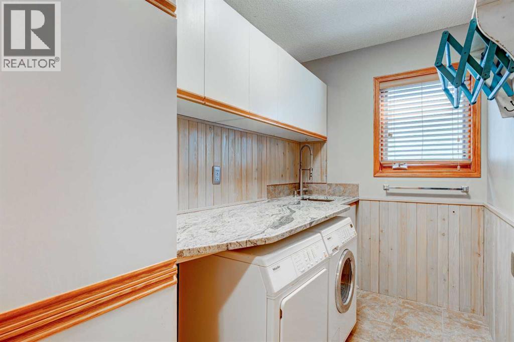 210 Hawkville Close NW, Calgary, Alberta  T3G 3N6 - Photo 21 - A2311727
