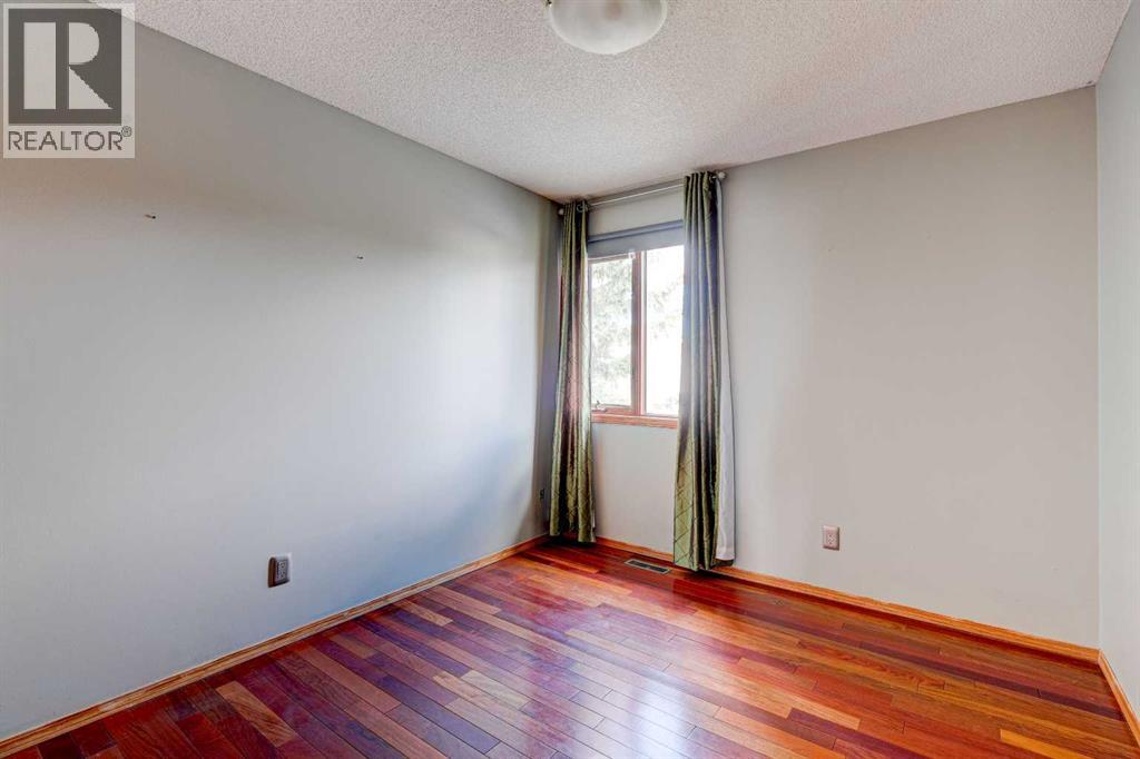 210 Hawkville Close NW, Calgary, Alberta  T3G 3N6 - Photo 31 - A2311727