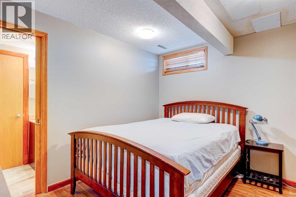 210 Hawkville Close NW, Calgary, Alberta  T3G 3N6 - Photo 40 - A2311727