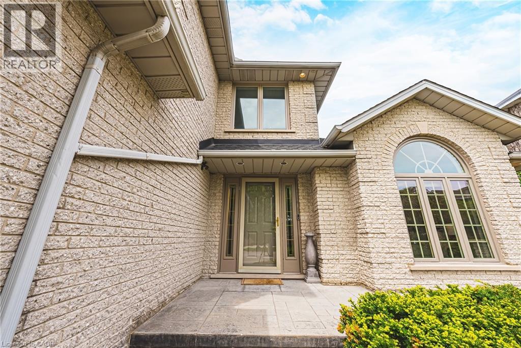 301 Parkwood Crescent, Hamilton, Ontario  L8V 5B5 - Photo 5 - 40829593