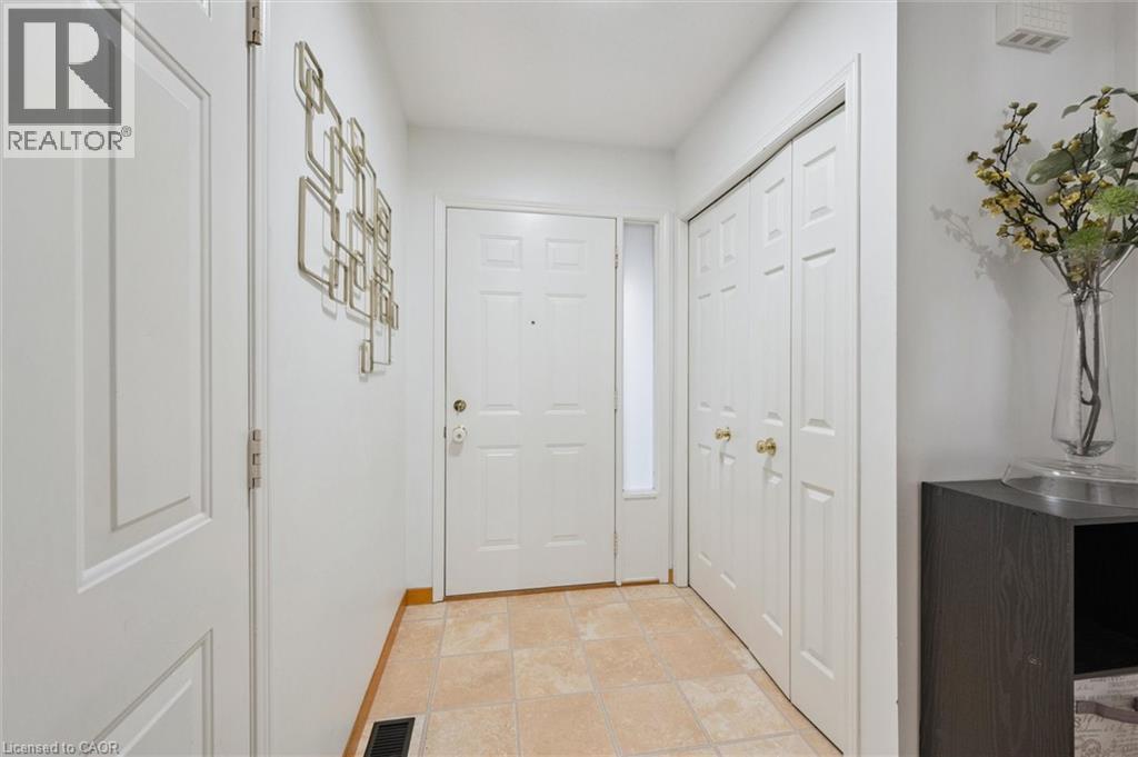 267 Grey Fox Drive, Kitchener, Ontario  N2E 3N8 - Photo 7 - 40816181