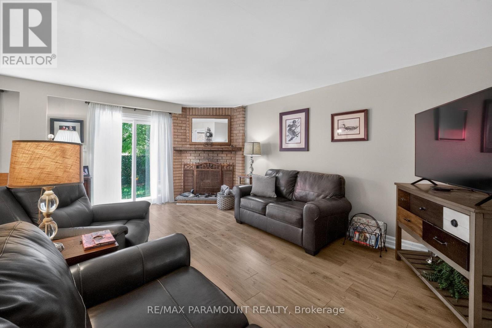 186 Weybridge Trail, Brampton, Ontario  L6V 3W2 - Photo 7 - W13155020
