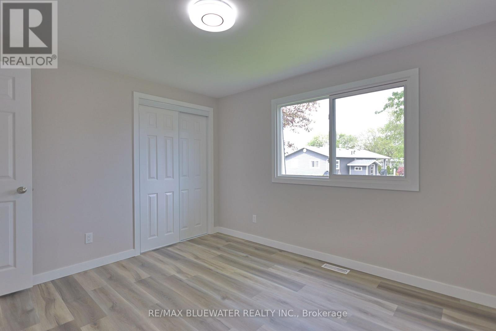 179 Pebble Beach Parkway, South Huron, Ontario  N0M 1T0 - Photo 26 - X13155512