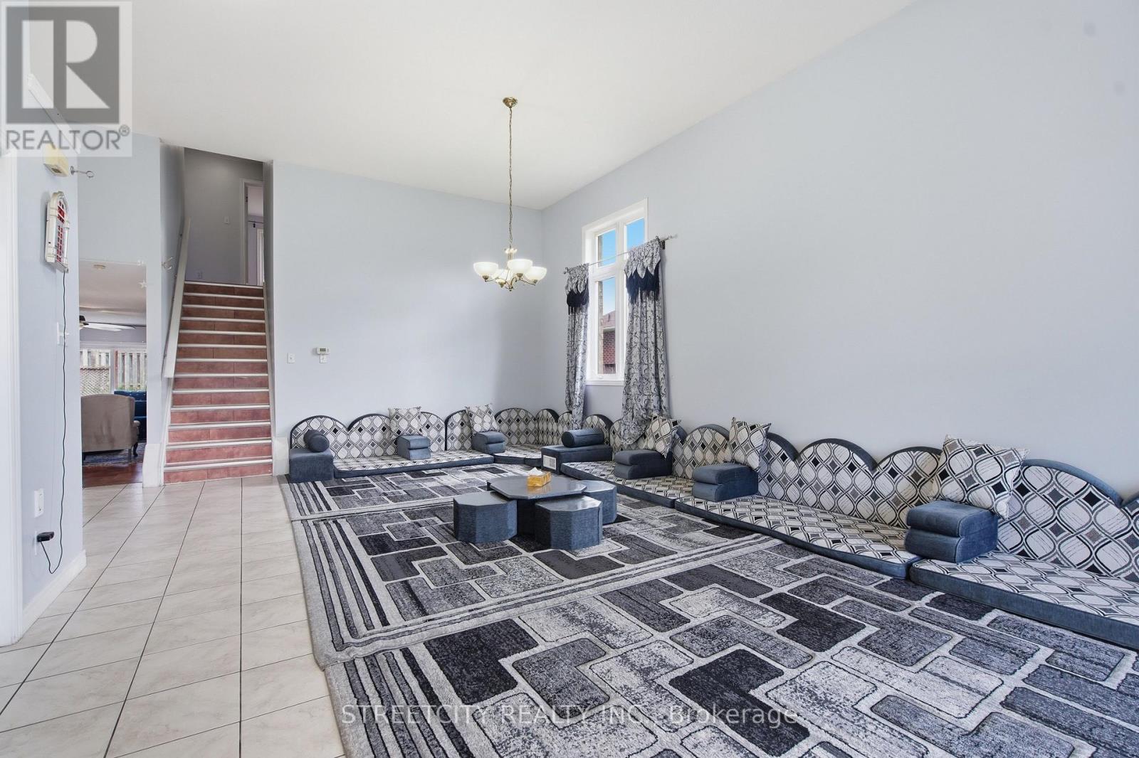 210 Hawthorne Road, London North, Ontario  N6G 5A2 - Photo 12 - X13155710