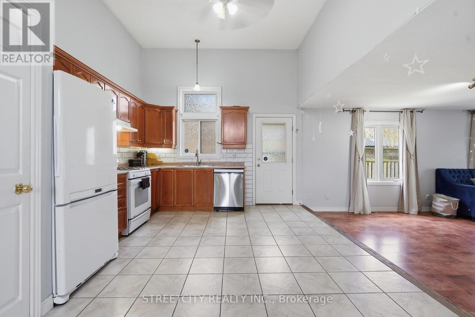 210 Hawthorne Road, London North, Ontario  N6G 5A2 - Photo 15 - X13155710