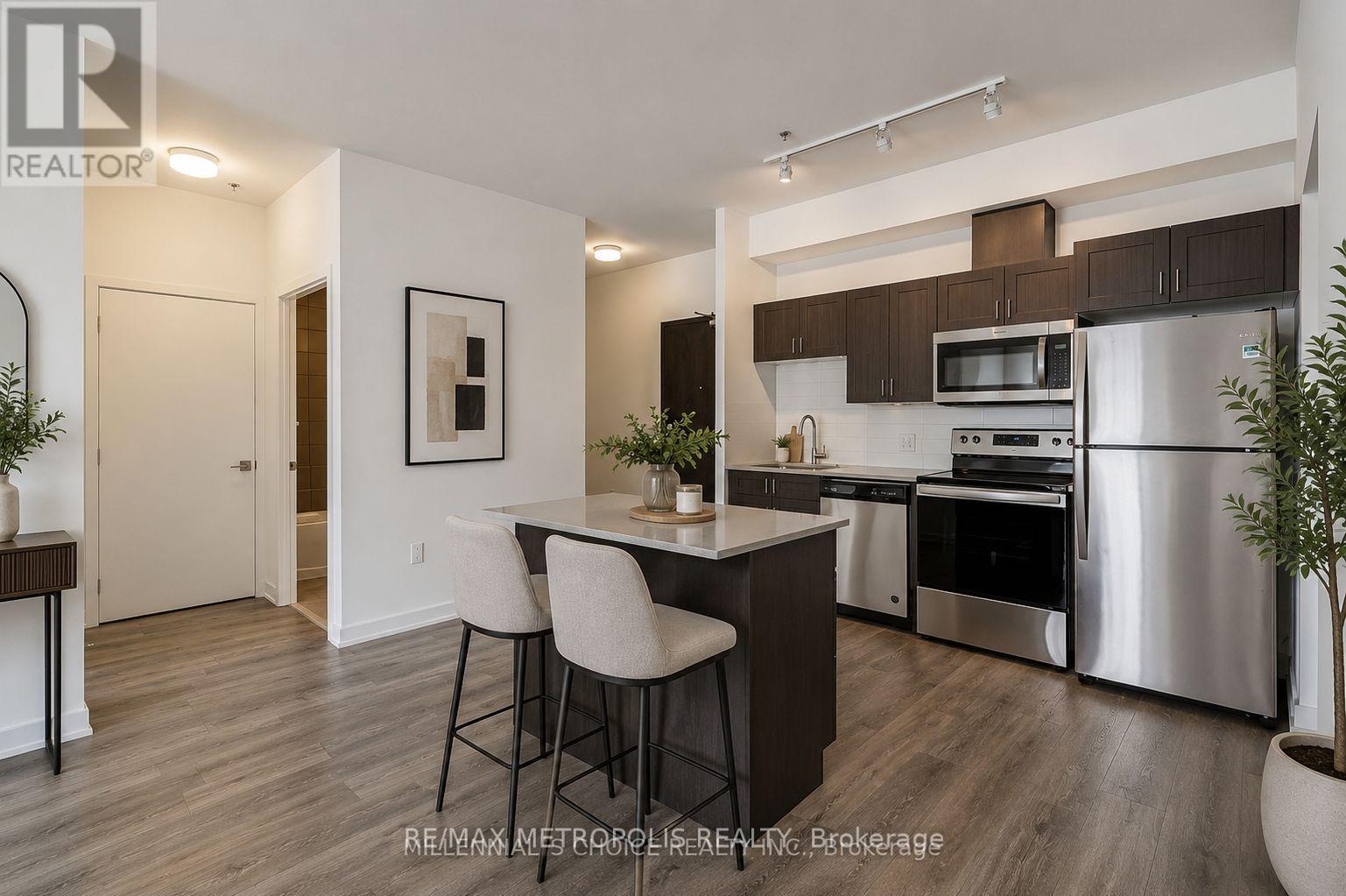 422 - 430 Essa Road, Barrie, Ontario  L9J 0M1 - Photo 4 - S12868076