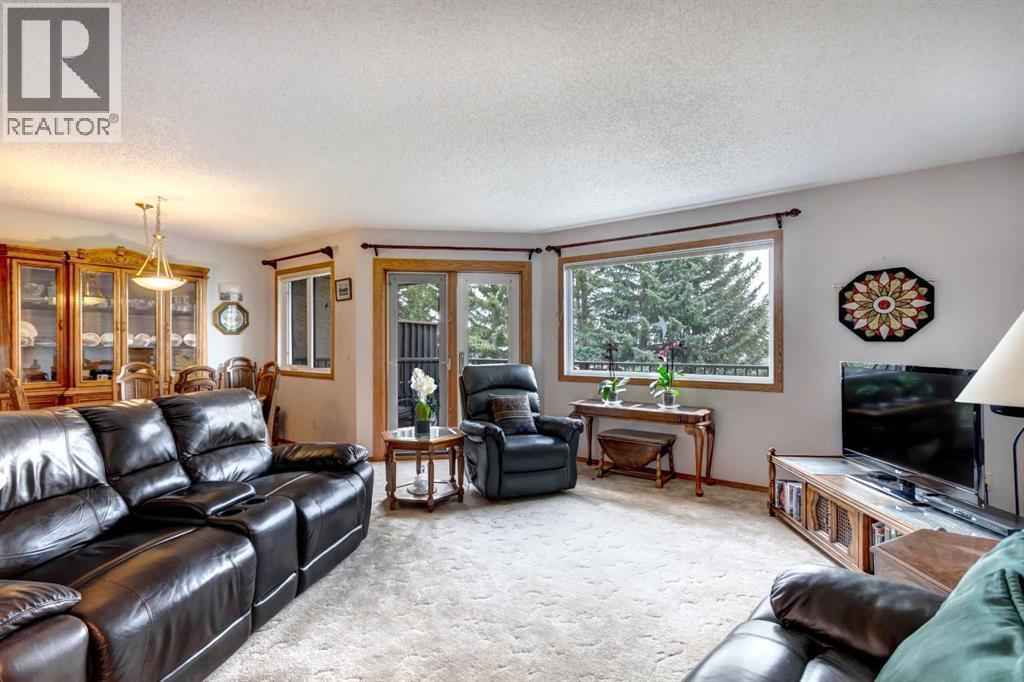30, 118 Strathcona Road SW, Calgary, Alberta  T3H 1P3 - Photo 9 - A2312892