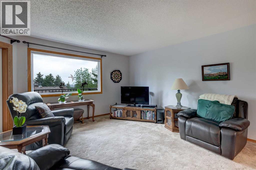 30, 118 Strathcona Road SW, Calgary, Alberta  T3H 1P3 - Photo 8 - A2312892