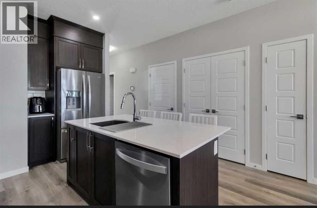 101, Dawson Drive, Chestermere, Alberta  T1X 2R6 - Photo 34 - A2313122