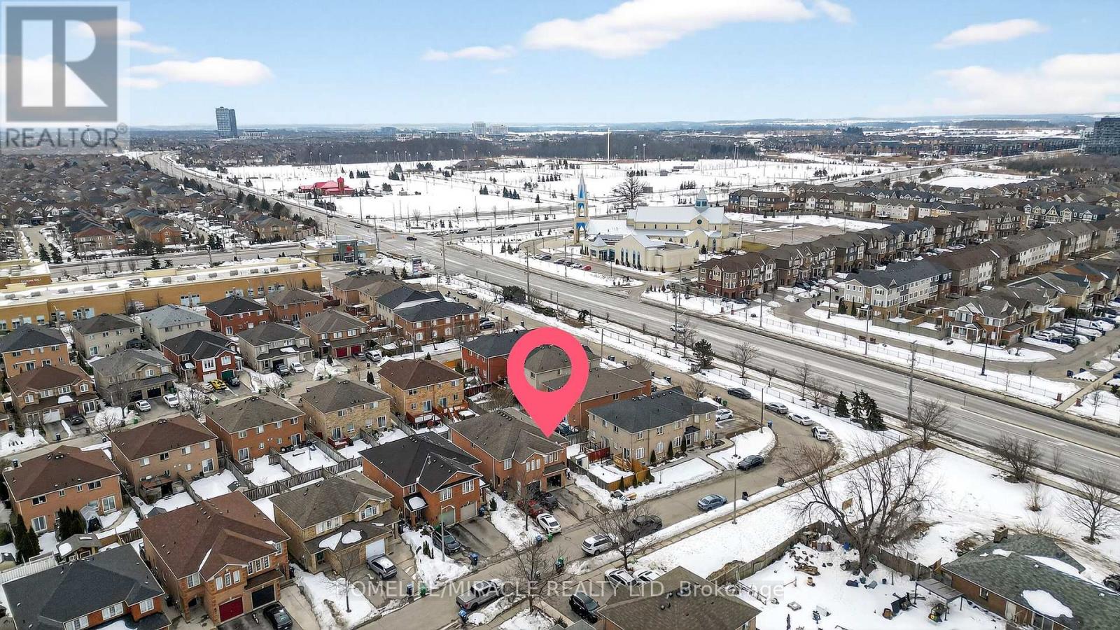 71 Roadmaster Lane, Brampton, Ontario  L7A 3A7 - Photo 1 - W12865382