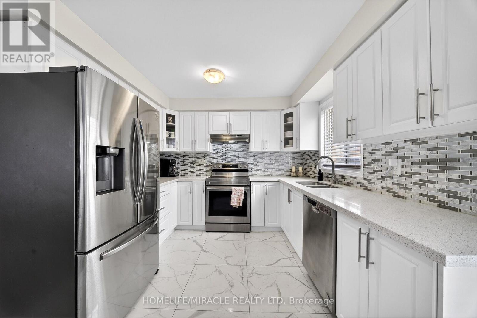 71 Roadmaster Lane, Brampton, Ontario  L7A 3A7 - Photo 13 - W12865382