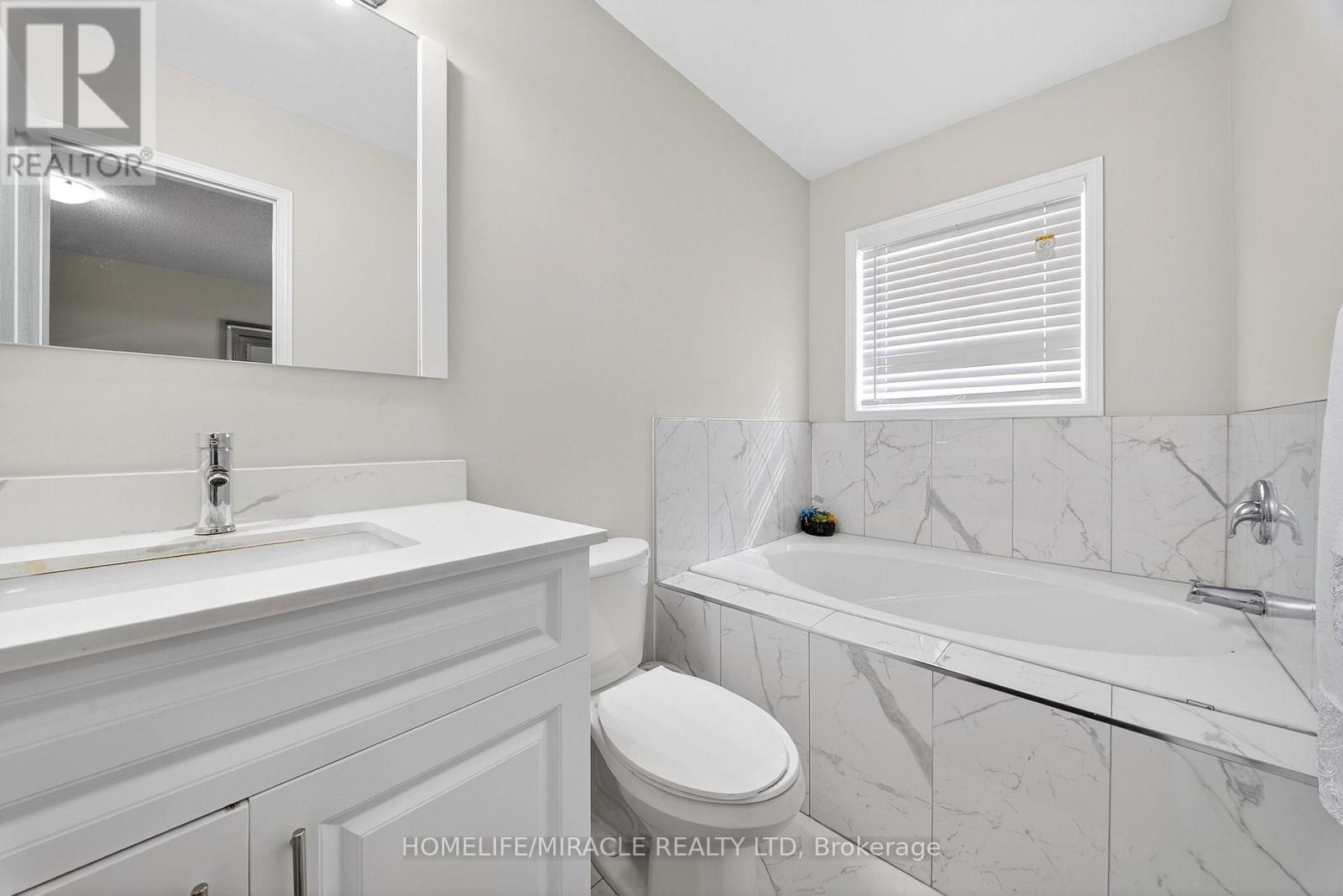 71 Roadmaster Lane, Brampton, Ontario  L7A 3A7 - Photo 50 - W12865382