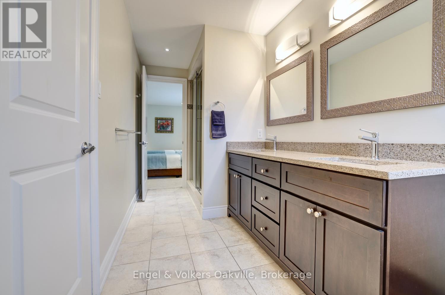 3324 Mistwell Crescent, Oakville, Ontario  L6L 0A2 - Photo 27 - W13155610