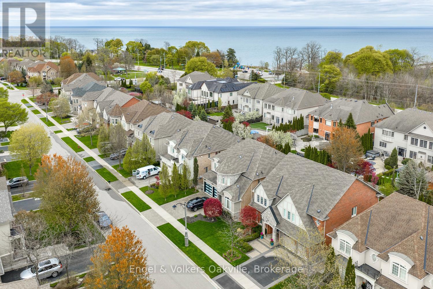 3324 Mistwell Crescent, Oakville, Ontario  L6L 0A2 - Photo 48 - W13155610