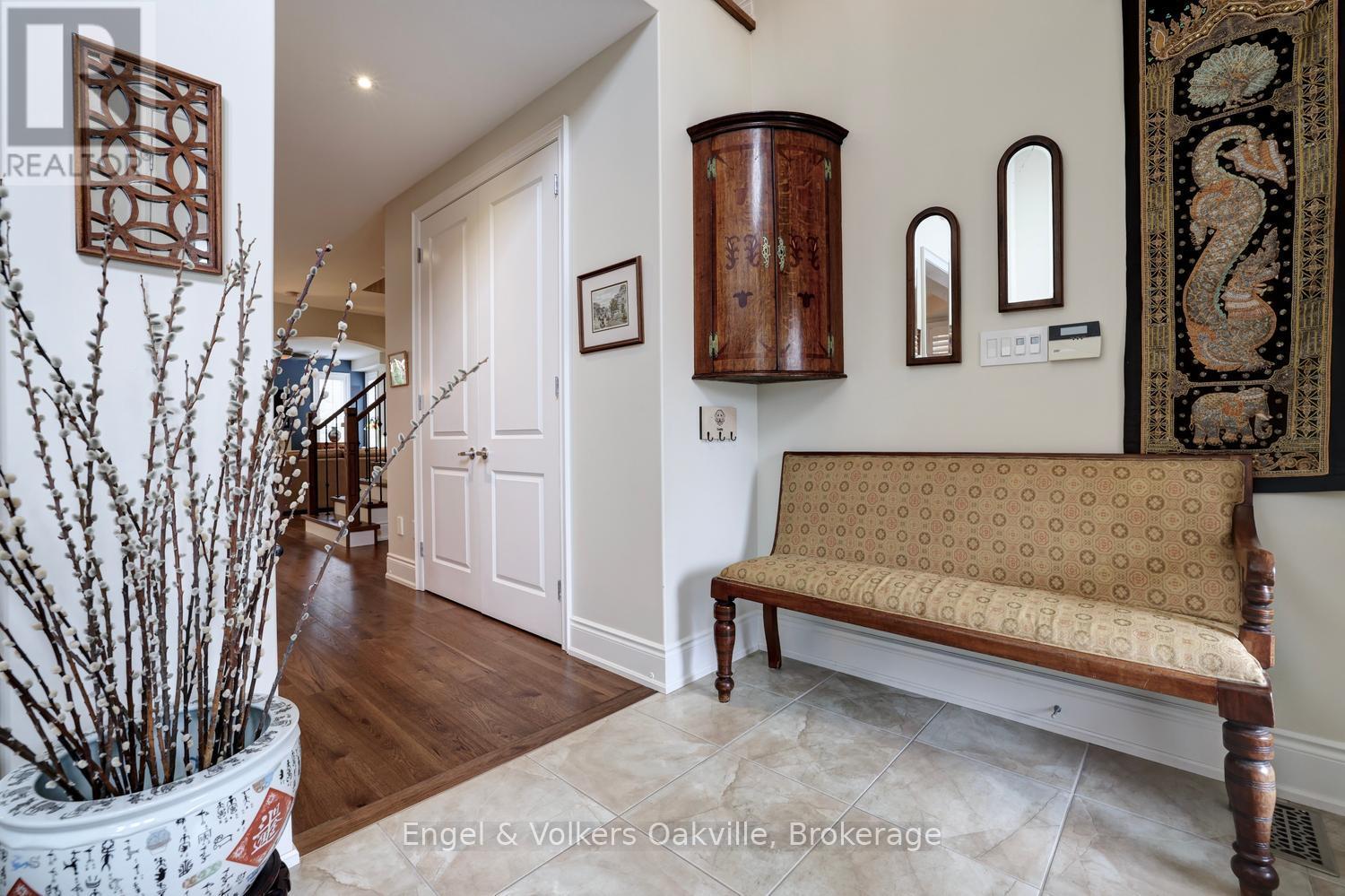 3324 Mistwell Crescent, Oakville, Ontario  L6L 0A2 - Photo 6 - W13155610