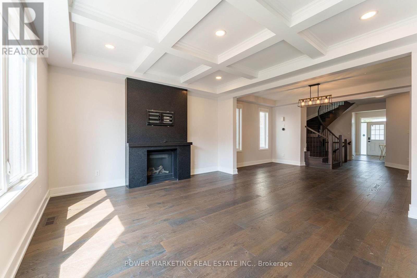 635 Perseus Avenue, Ottawa, Ontario  K2J 6S7 - Photo 11 - X13155686