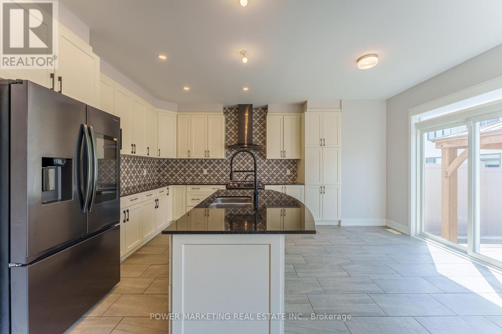 635 Perseus Avenue, Ottawa, Ontario  K2J 6S7 - Photo 13 - X13155686