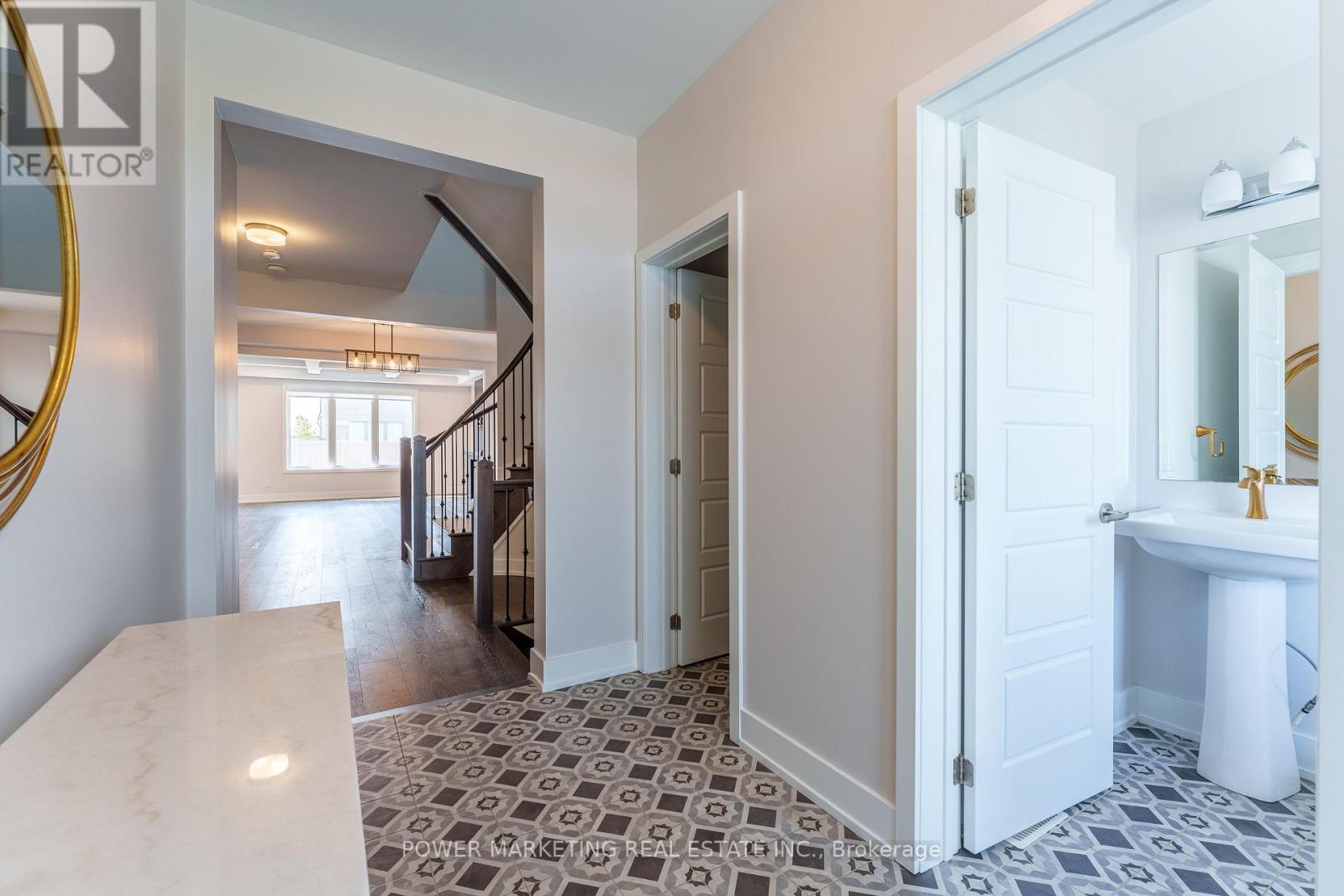 635 Perseus Avenue, Ottawa, Ontario  K2J 6S7 - Photo 3 - X13155686