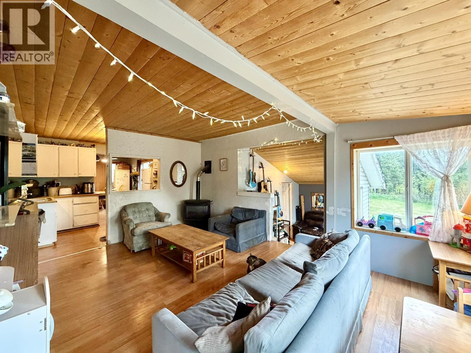 4833 Telqua Drive, 108 Mile Ranch, British Columbia  V0K 2Z0 - Photo 14 - R3126240