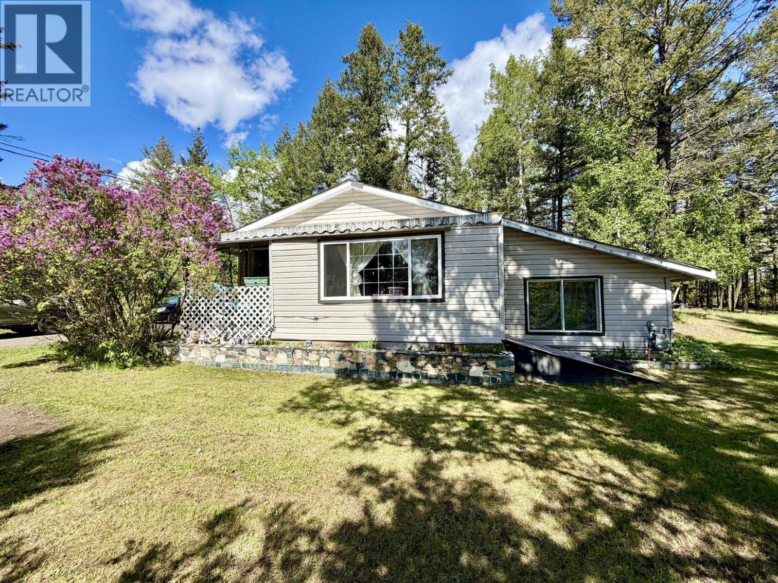 4833 Telqua Drive, 108 Mile Ranch, British Columbia  V0K 2Z0 - Photo 2 - R3126240