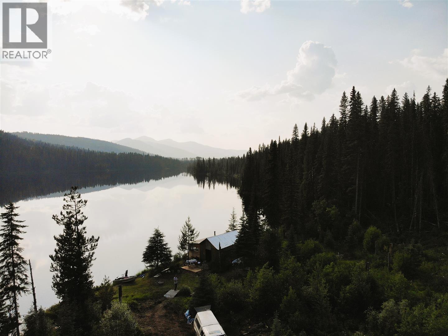 5900 Bowron Lake Road, Wells, British Columbia  V0K 2R0 - Photo 15 - R3126241