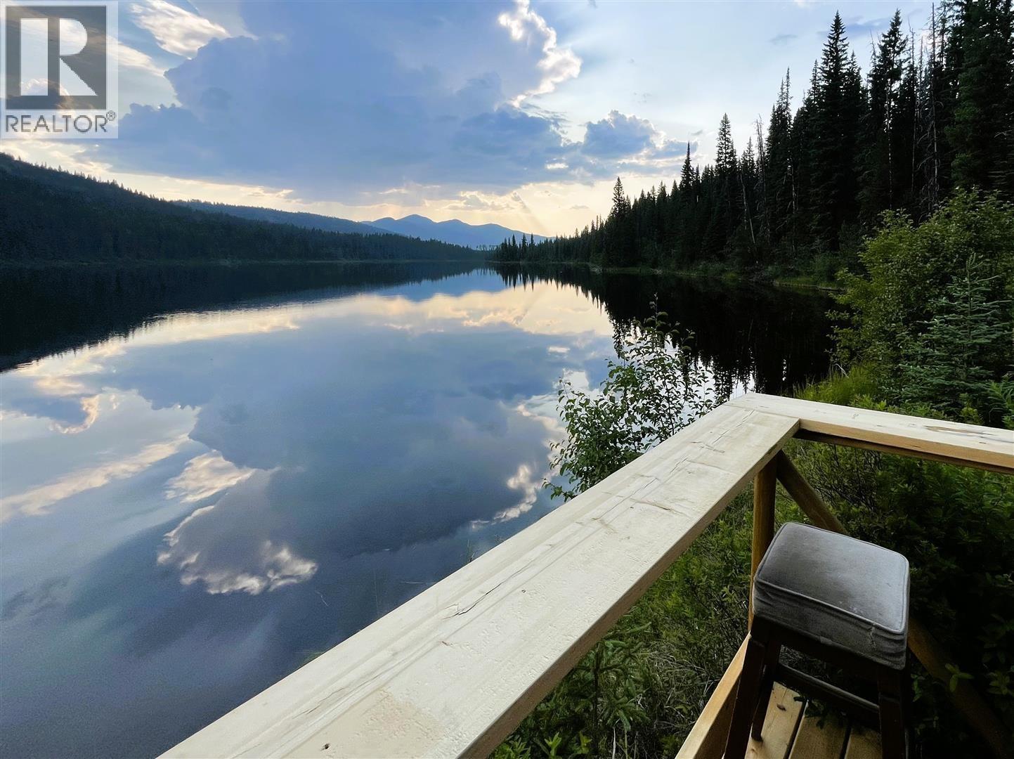 5900 Bowron Lake Road, Wells, British Columbia  V0K 2R0 - Photo 7 - R3126241
