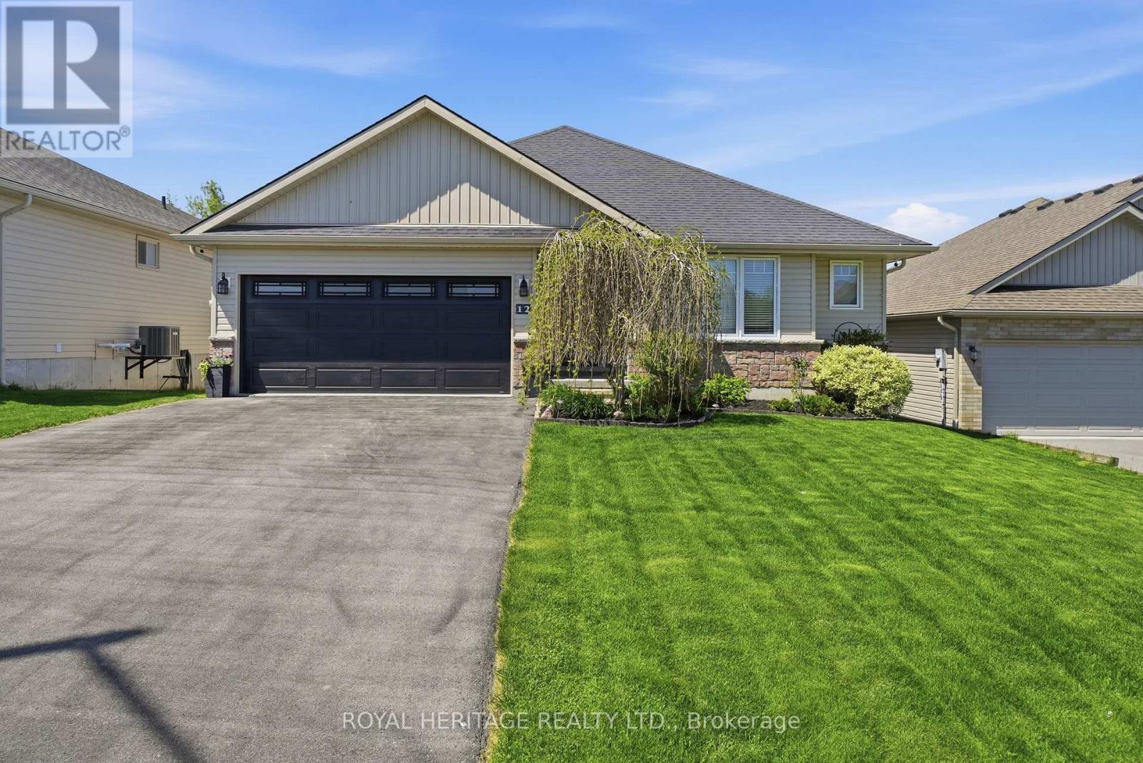 12 MEAGAN LANE, Quinte West, Ontario