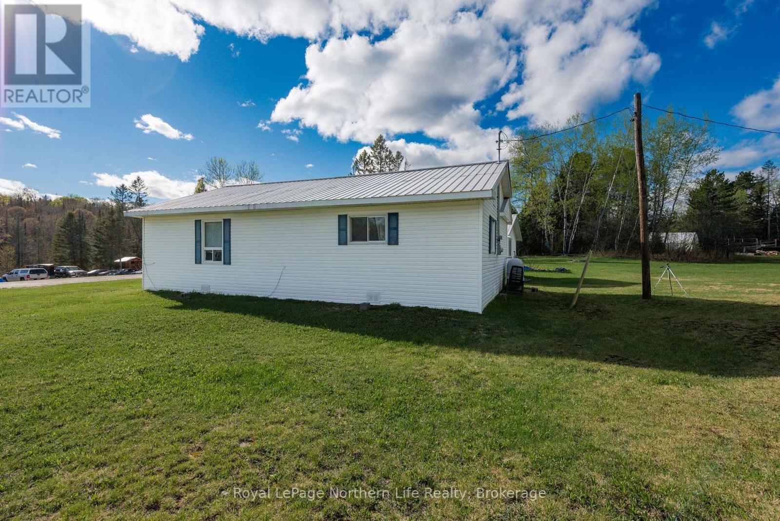 349 North River Road, Unorganized Townships (Redbridge), Ontario  P0H 2A0 - Photo 13 - X13155502
