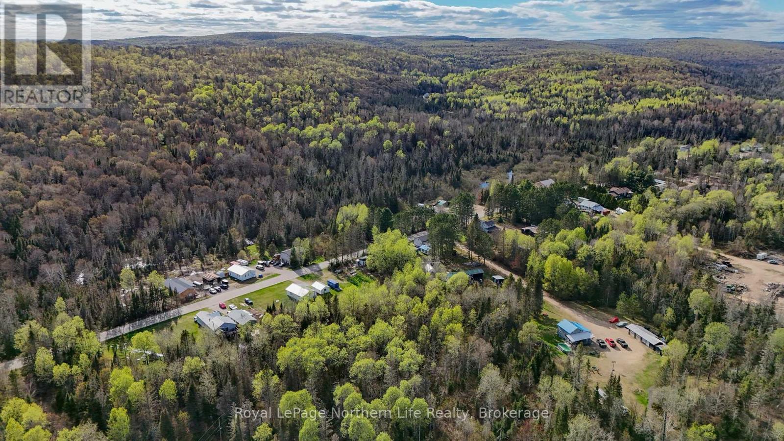 349 North River Road, Unorganized Townships (Redbridge), Ontario  P0H 2A0 - Photo 37 - X13155502