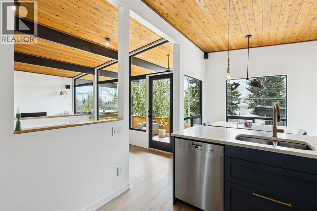 4427 Charleswood Drive NW, Calgary, Alberta  T2L 2E3 - Photo 14 - A2312920