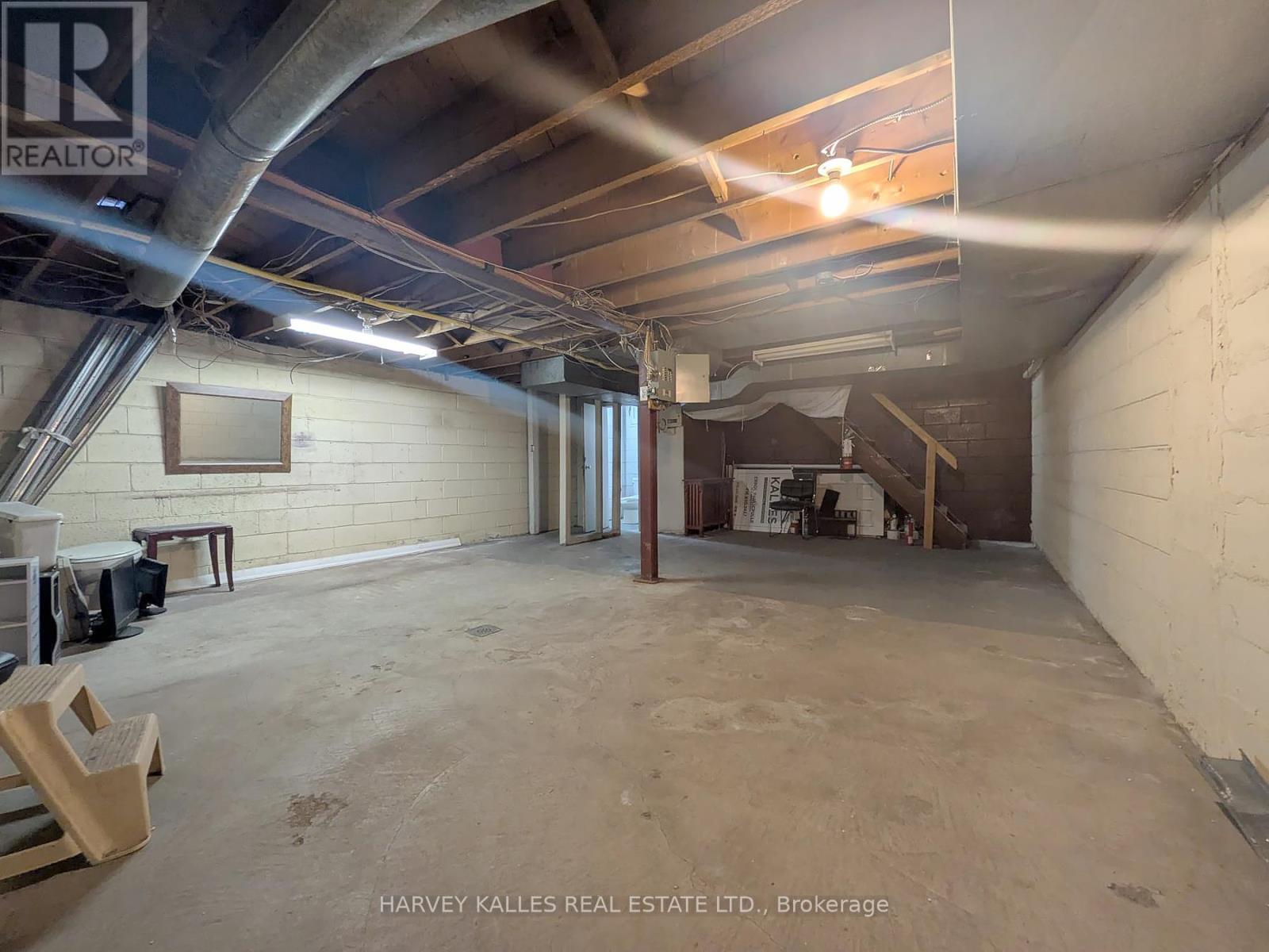 3811 Lake Shore Boulevard W, Toronto, Ontario  M8W 1R2 - Photo 7 - W13103466