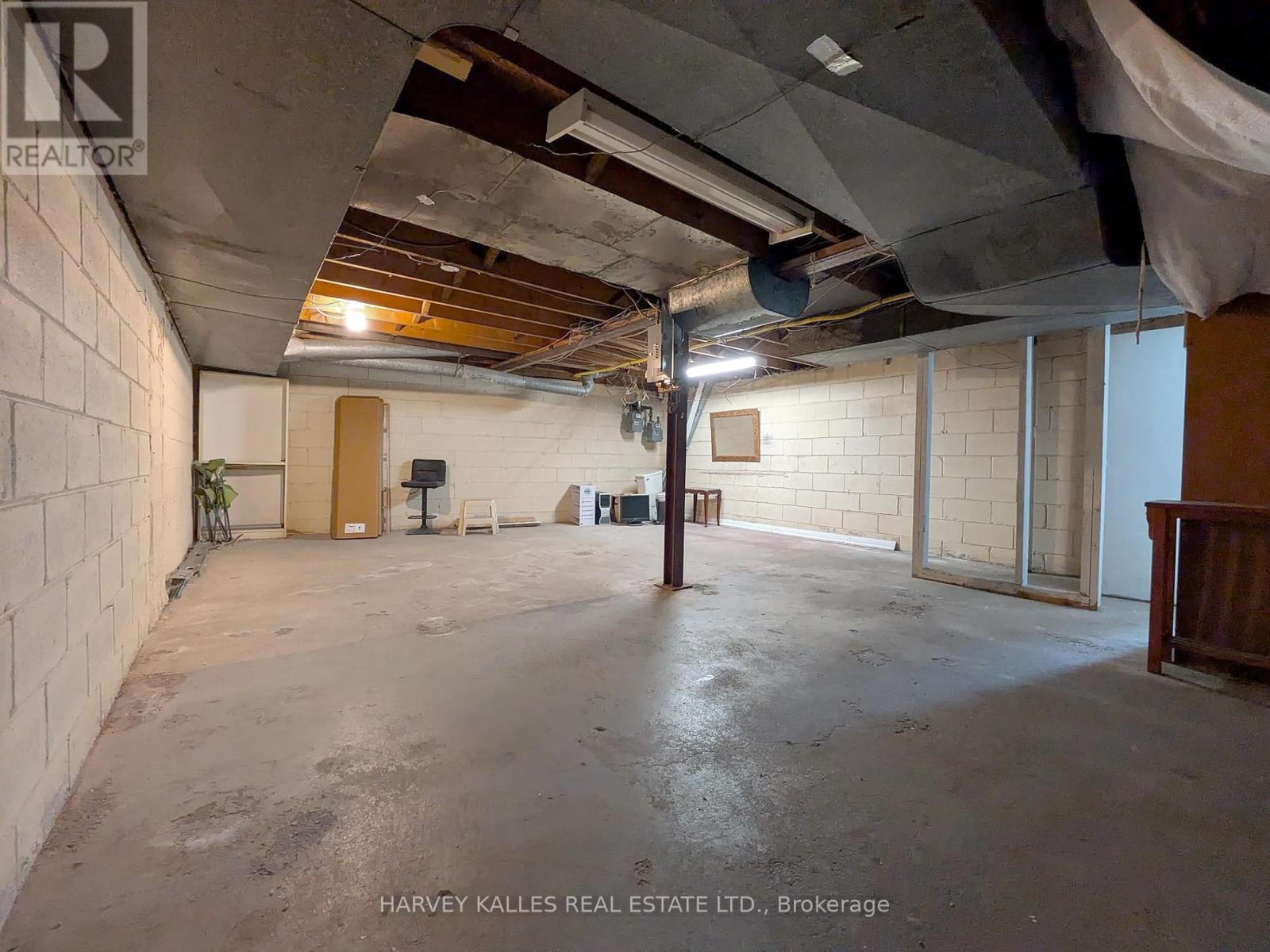 3811 Lake Shore Boulevard W, Toronto, Ontario  M8W 1R2 - Photo 4 - W13103466
