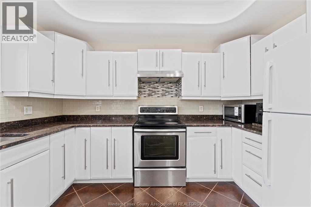 4824 Barcelona, Windsor, Ontario  N9G 3E9 - Photo 13 - 26011735